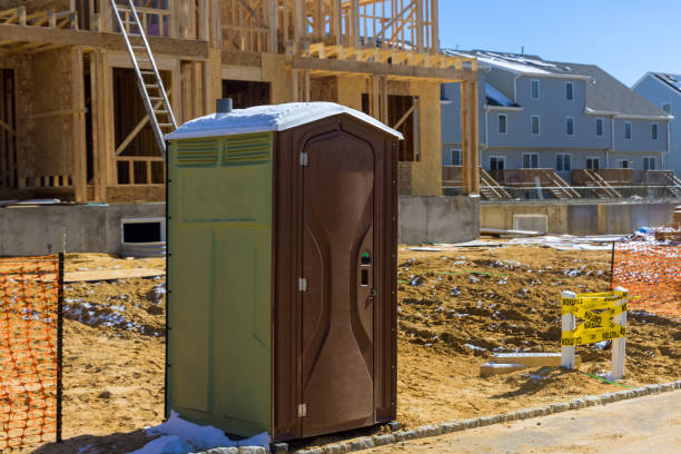 Portable Toilet Options We Offer in Kingsford Heights, IN